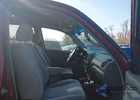 2006 Toyota Tundra Sr5 V8 z USA, uszkodzony, nr VIN 5TBDT44146S519893